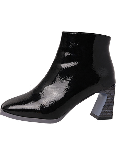 Naiste lakknahast kingad 7 cm kontsaga - musta värvi