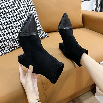 Stiilsed paksu kontsaga naiste saapad - terava otsaga mudel