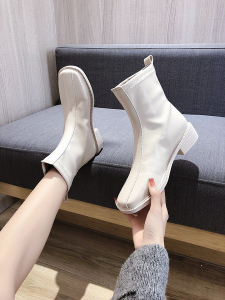 Moteriški trijų spalvų odiniai batai lygiais padais