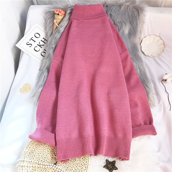 Modernus moteriškas megztinis aukšta apykakle – ilgas modelis