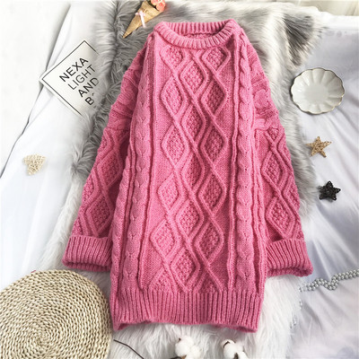 Μοντέρνο γυναικείο πουλόβερ με οβάλ λαιμόκοψη - φαρδύ μοντέλο