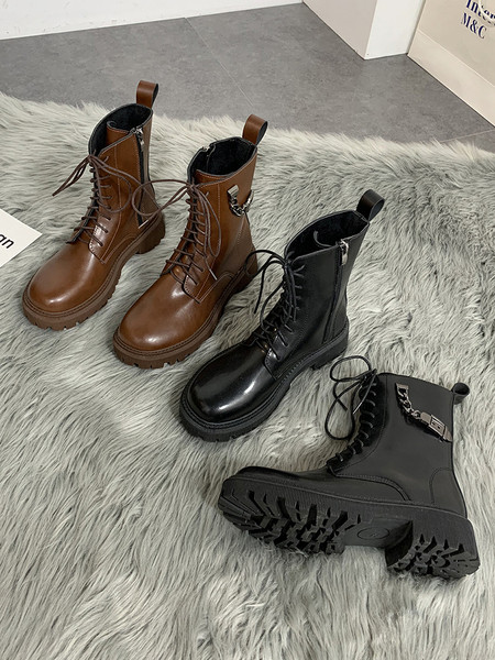 Moteriški kubietiški batai grubiu padu ir metaliniu elementu