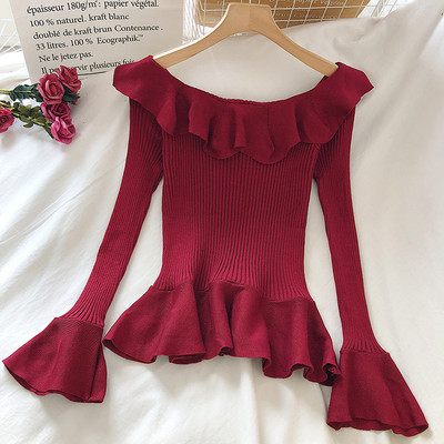 Μοντέρνα γυναικεία μπλούζα με μανίκια λωτού