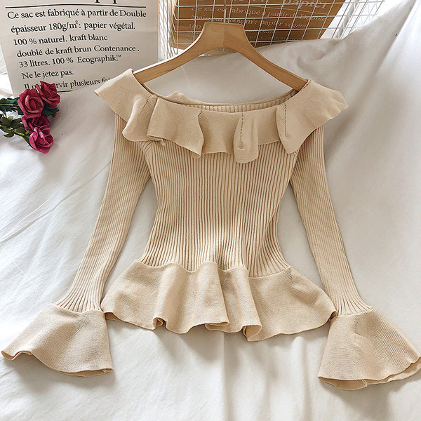 Μοντέρνα γυναικεία μπλούζα με μανίκια λωτού