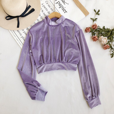 Γυναικεία βελούδινη μπλούζα με χαμηλό γιακά και μακριά μανίκια