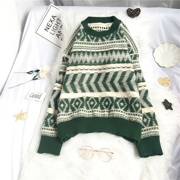 Γυναικείο πλεκτό πουλόβερ με σχέδιο και στρογγυλή λαιμόκοψη