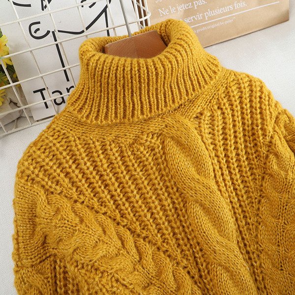 Μοντέρνο πλεκτό γυναικείο πουλόβερ με γιακά
