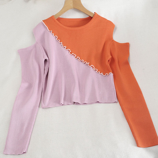 Paljaste õlgade ja pikkade varrukatega vabaaja naiste pluus