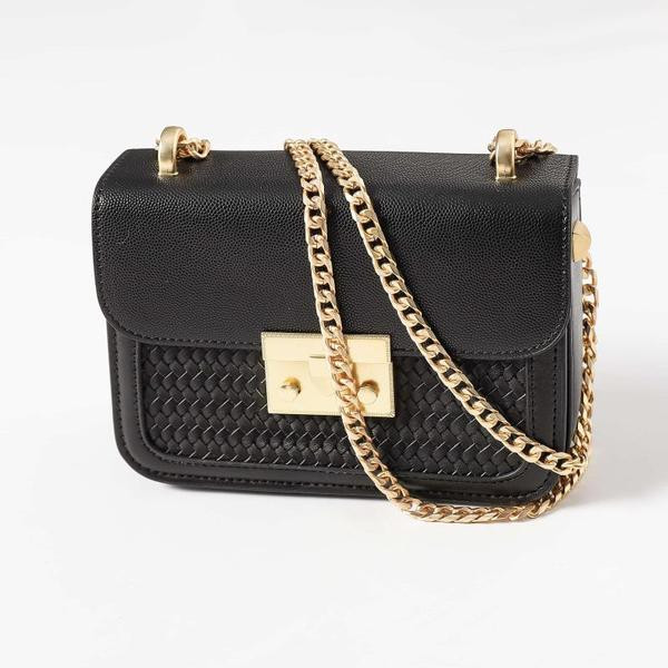 Naujo modelio moteriška rankinė su metaline rankena