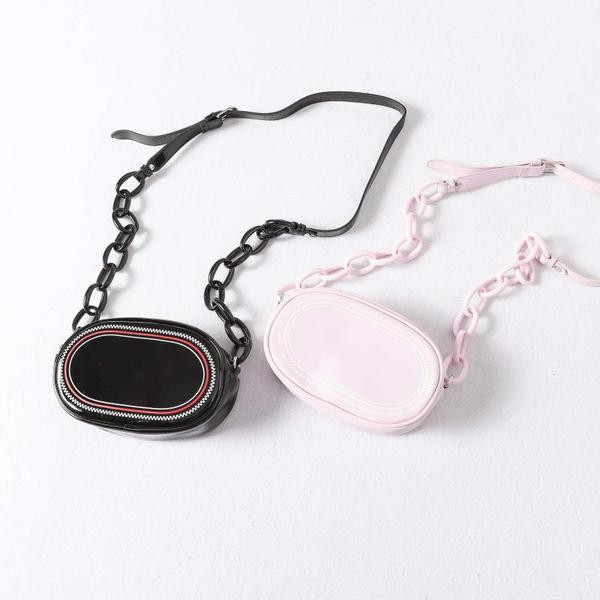 Νέο μοντέλο μίνι τσάντα με οβάλ σχήμα