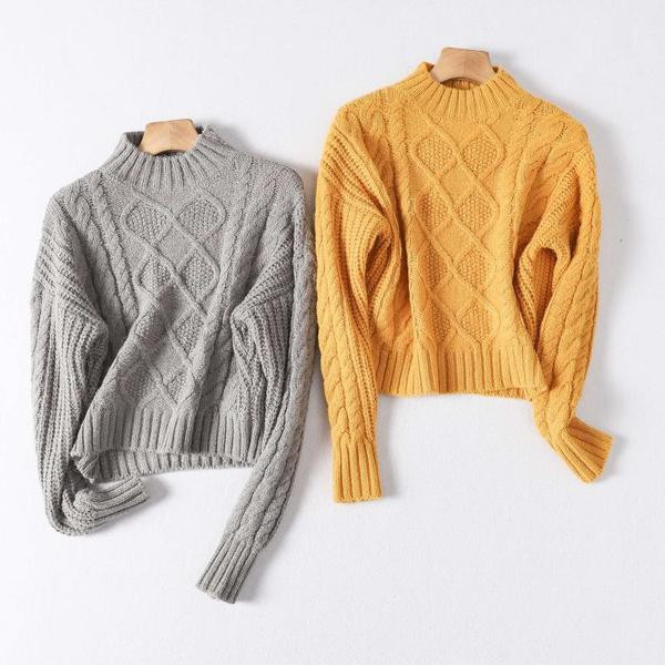 Πλεκτό πουλόβερ φθινόπωρο-χειμώνα με ημι-υψηλό γιακά