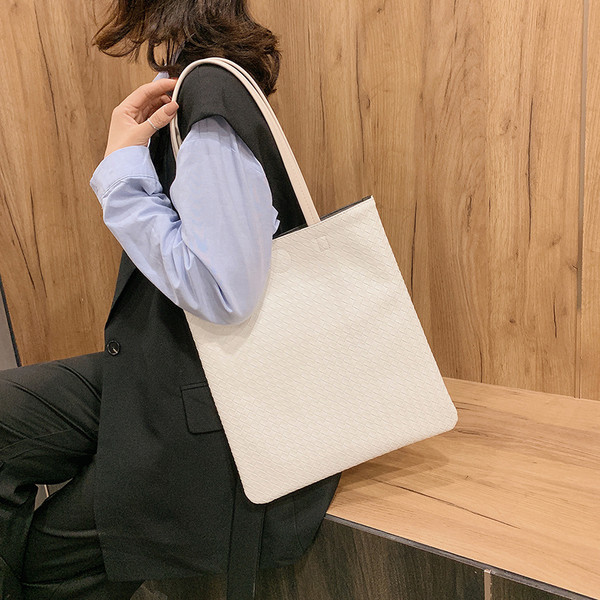 Moderna ženska kožna torba preko ramena