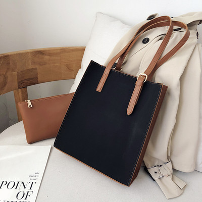 Γυναικεία τσάντα ώμου με κούμπωμα σε στυλ ρετρό