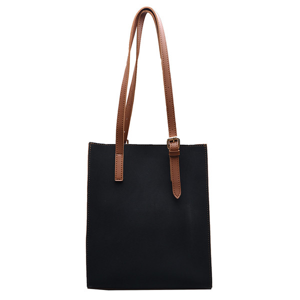 Γυναικεία τσάντα ώμου με κούμπωμα σε στυλ ρετρό