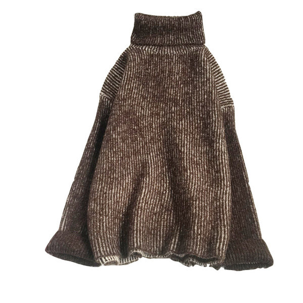 Kootud naiste kampsun kõrge polo kraega