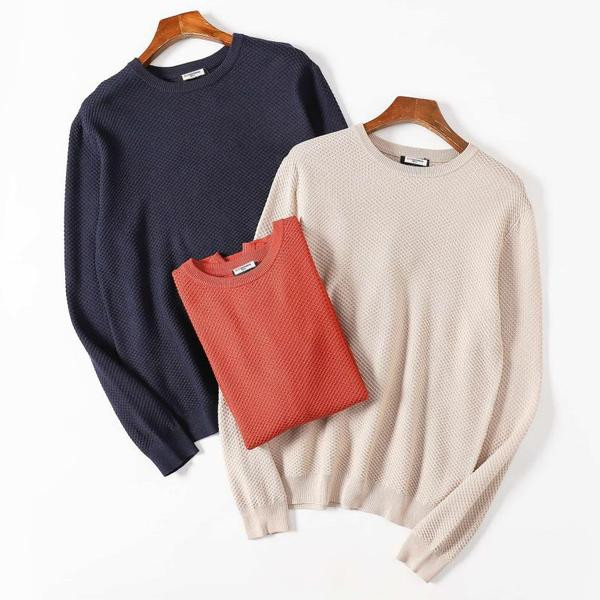 Ανδρικό φθινοπωρινό  πουλόβερ με στρογγυλό λαιμόκοψη μοντέλο