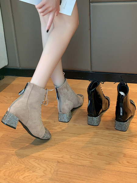 Naiste kividega saapad ja 5 cm paksune paeltega konts