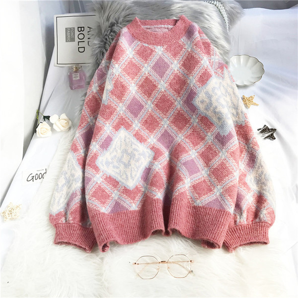 Naiste lilleline kampsun ovaalse kaelusega ja pikkade varrukatega