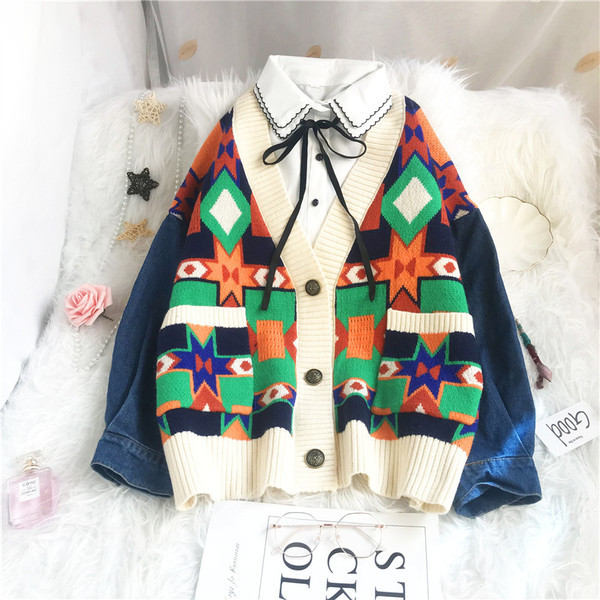 Vesta de dama cu decolteu spitz si buzunare