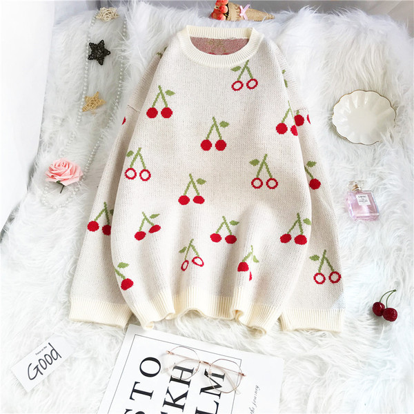 Moodne naiste kampsun ovaalse dekoltee ja kirsitikandiga