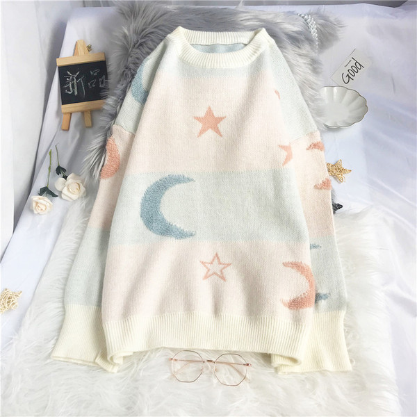 Μοντέρνο γυναικείο πούλόβερ με μακριά μανίκια και στρογγυλή λαιμόκοψη