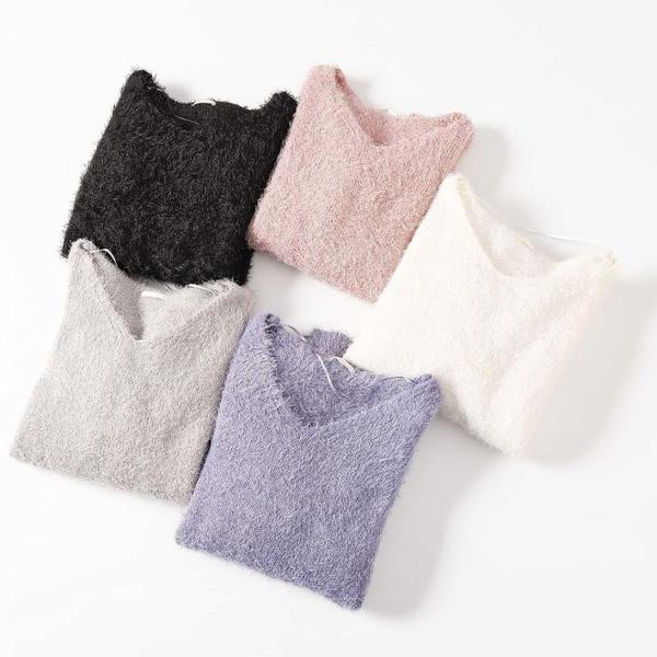 V-kaelusega vabaaja sulekampsun