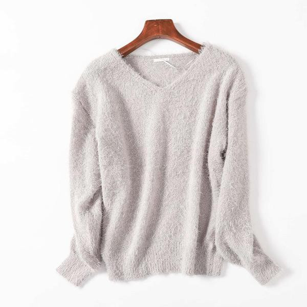 V-kaelusega vabaaja sulekampsun