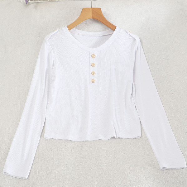 Naiste vabaaja nööpide ja ümara kaelusega pluus