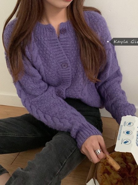 Κοντή γυναικεία ζακέτα με κουμπιά