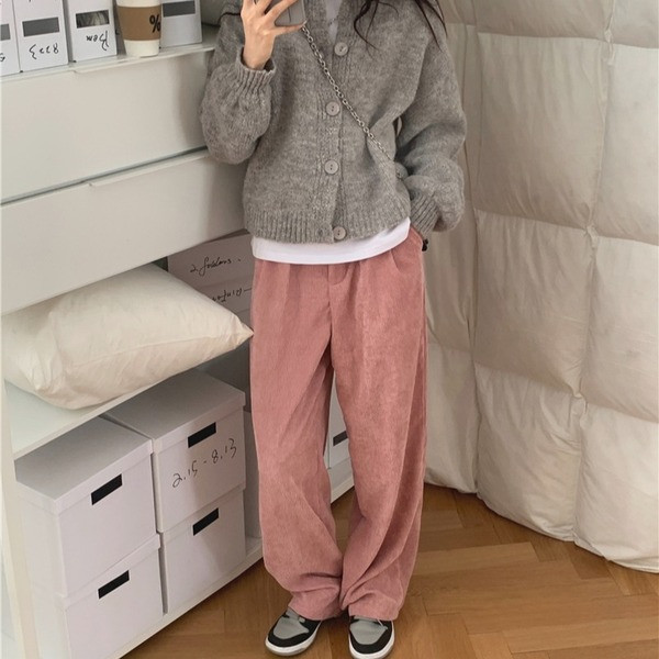 Naiste vabaaja vesti lai nööpidega mudel