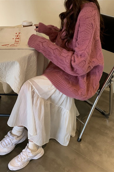 Γυναικείο φαρδύ πουλόβερ με οβάλ ντεκολτέ