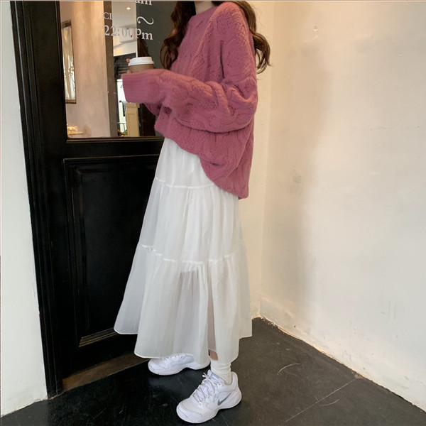 Γυναικείο φαρδύ πουλόβερ με οβάλ ντεκολτέ