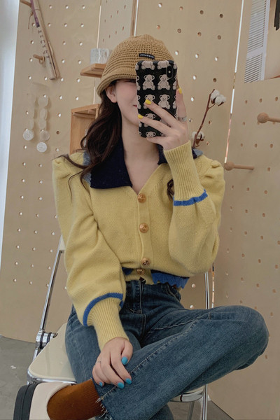 Casual κοντομάνικη γυναικεία ζακέτα με  ντεκολτέ