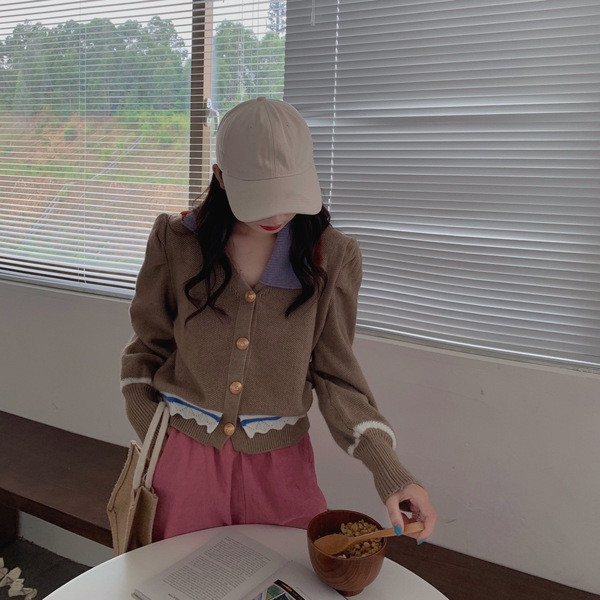 Casual κοντομάνικη γυναικεία ζακέτα με  ντεκολτέ