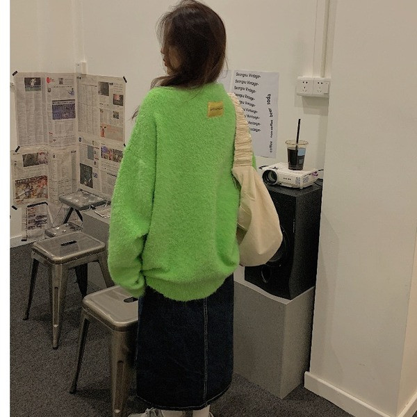 Naiste vabaaja lai kampsun tavaline mudel