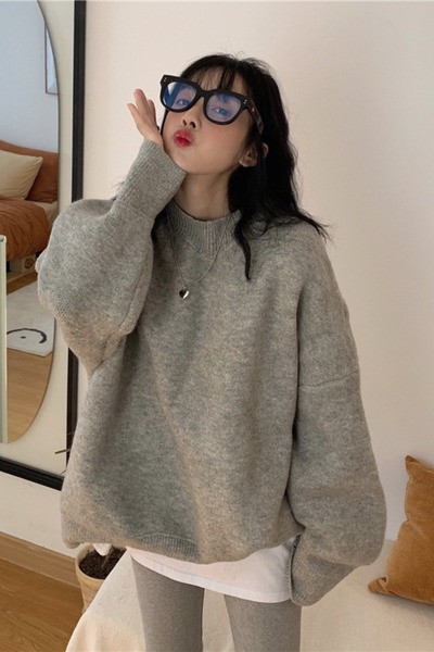 Naiste praegune lai kampsun tavaline mudel