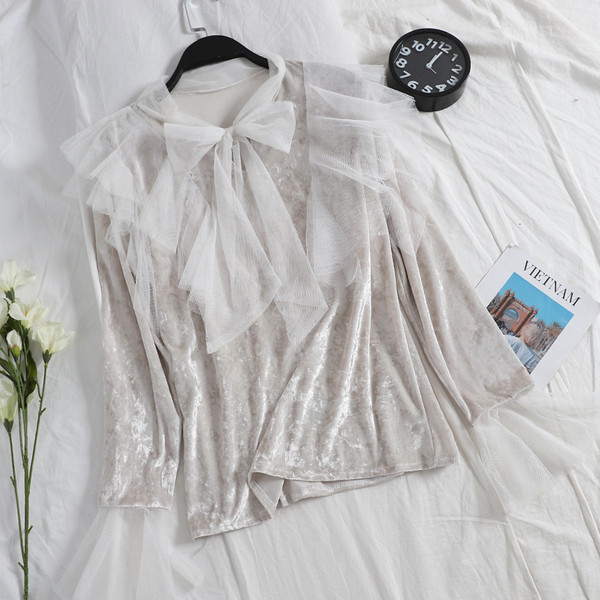 Moodne naiste sametsärk paela ja tülliga