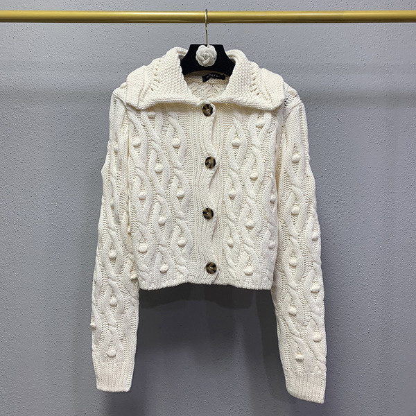 Vesta de iarna dama cu nasturi si guler