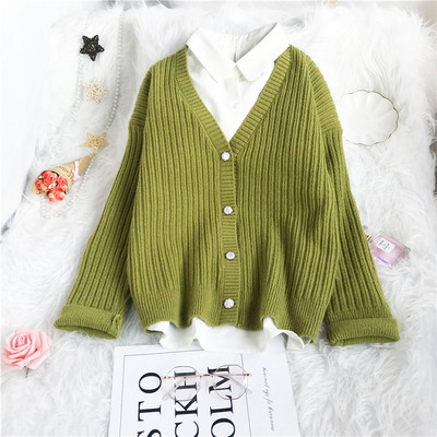 Moderni pleteni ženski kardigan sa špic izrezom