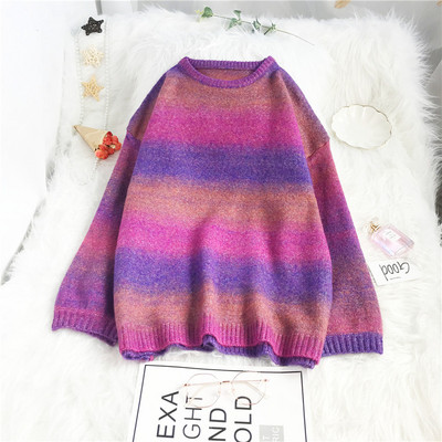 Naiste ümara kaelusega pikkade varrukatega kootud kampsun