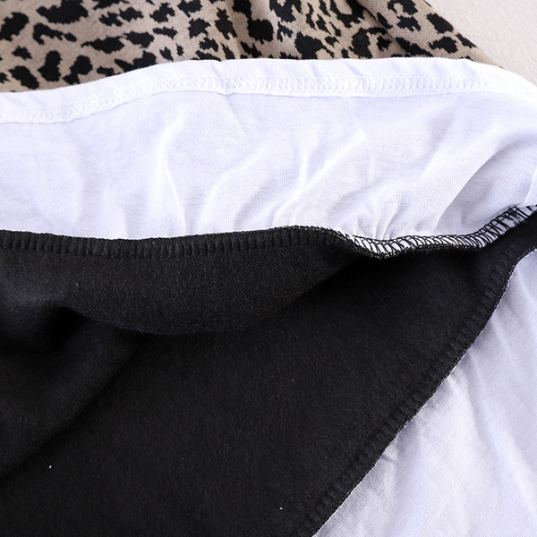 Naiste vabaaja kampsun loomamustri ja ümara kaelusega