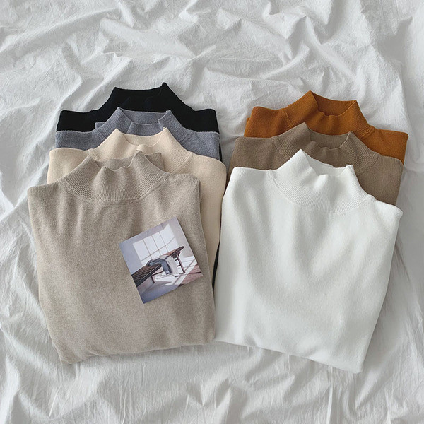 Γυναικείο πουλόβερ κλασικό μοντέλο με γιακά