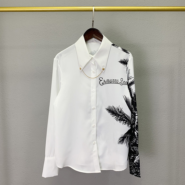 Stiilne varrukaaplikatsiooniga naiste särk