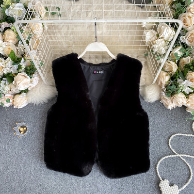 Naiste V-kaeluse ja taskutega sulevest