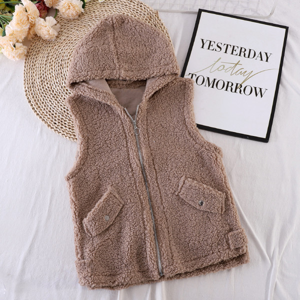 Γυναικείο γιλέκο με κουκούλα και φερμουάρ