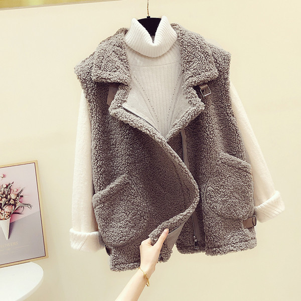 Moteriška kasdieninė pūkinė liemenė su kišenėmis