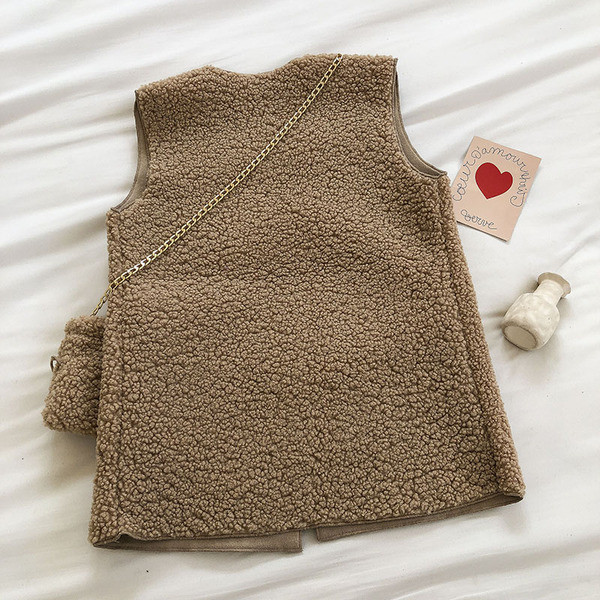 Γυναικείο μοντέρνο γιλέκο ντεκολτέ