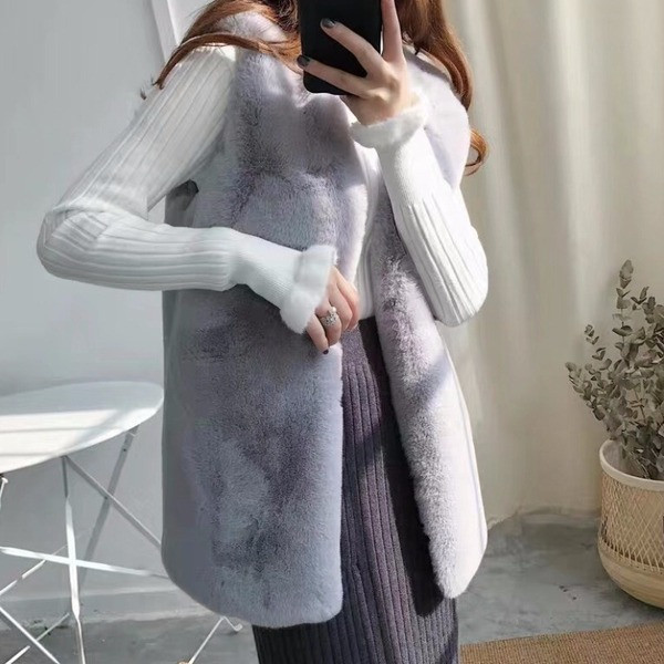 Novi model ženskog prsluka u više boja