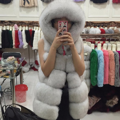 Naiste kapuutsiga sulevest