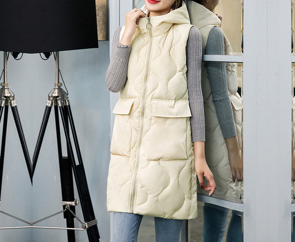 Dugi ženski prsluk s kapuljačom s džepovima i patentnim zatvaračem